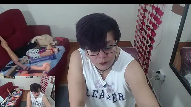 Snapshot of angelitolove727 chatting on 10-07-25, 01:06 angelitolove727 online show from 10-07-25, 01:06