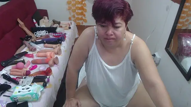 angelitolove727 online show from 10-29-25, 02:49