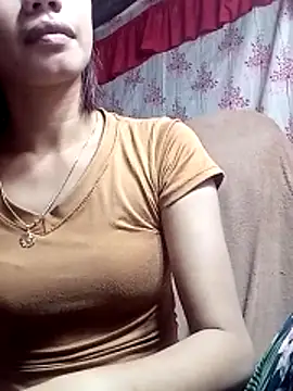 Snapshot of Cutie_body11 chatting on 05-25-26, 02:22 Cutie body11 online show from 05-25-26, 02:22