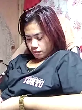 Snapshot of Cutie_body11 chatting on 05-30-26, 01:28 Cutie body11 online show from 05-30-26, 01:28