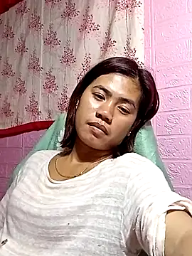 Snapshot of Cutie_body11 chatting on 07-10-26, 12:05 Cutie body11 online show from 07-10-26, 12:05