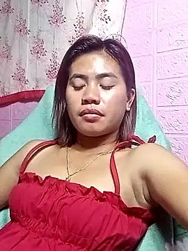Snapshot of Cutie_body11 chatting on 06-15-26, 01:11 Cutie body11 online show from 06-15-26, 01:11