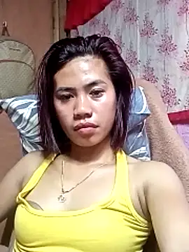 Snapshot of Cutie_body11 chatting on 05-12-26, 12:22 Cutie body11 online show from 05-12-26, 12:22