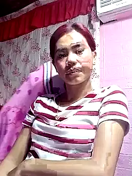 Snapshot of Cutie_body11 chatting on 05-05-26, 10:51 Cutie body11 online show from 05-05-26, 10:51