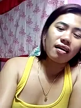 Snapshot of Cutie_body11 chatting on 07-06-26, 12:28 Cutie body11 online show from 07-06-26, 12:28