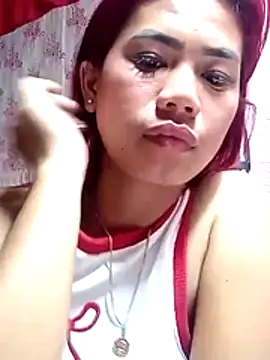 Snapshot of Cutie_body11 chatting on 05-08-26, 03:16 Cutie body11 online show from 05-08-26, 03:16