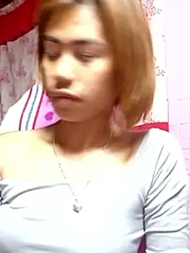 Cutie body11 online show from 04-14-26, 01:10