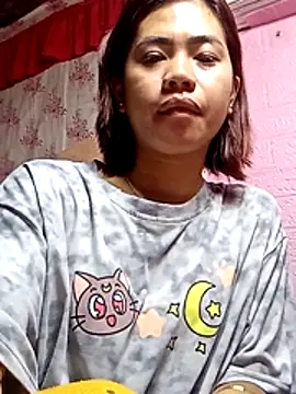 Snapshot of Cutie_body11 chatting on 06-03-26, 12:00 Cutie body11 online show from 06-03-26, 12:00