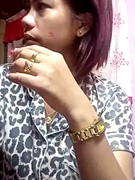 Snapshot of Cutie_body11 chatting on 05-24-26, 12:10 Cutie body11 online show from 05-24-26, 12:10