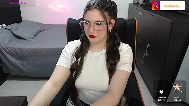 xxbbtaa online show from 12-04-25, 01:37