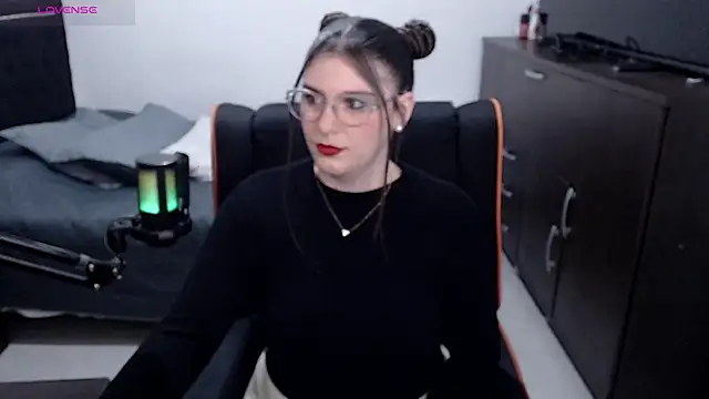 Snapshot of xxbbtaa chatting on 05-24-26, 01:27 xxbbtaa online show from 05-24-26, 01:27