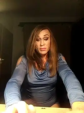 Snapshot of lilianashemale chatting on 10-21-25, 11:37 lilianashemale online show from 10-21-25, 11:37