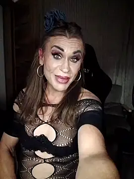 Snapshot of lilianashemale chatting on 10-19-25, 02:25 lilianashemale online show from 10-19-25, 02:25