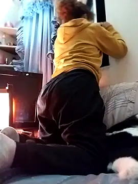 EmmaMelissa0521 online show from 10-31-25, 05:48