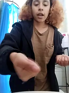 EmmaMelissa0521 online show from 03-09-26, 04:43