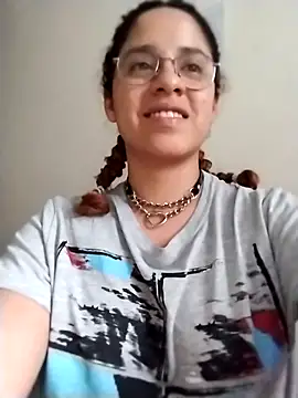 EmmaMelissa0521 online show from 11-01-25, 10:25