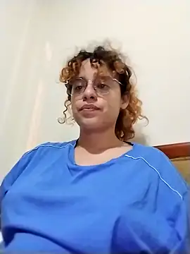 EmmaMelissa0521 online show from 03-03-26, 12:17