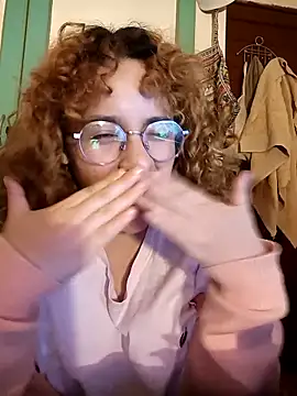 Snapshot of EmmaMelissa0521 chatting on 09-12-25, 04:23 EmmaMelissa0521 online show from 09-12-25, 04:23