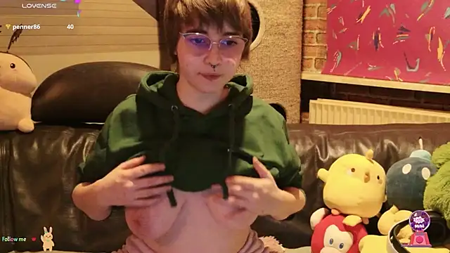 GamerGirl Eve online show from 10-29-25, 07:35