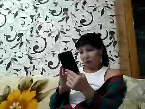 JeaneDavis online show from 10-18-25, 02:41