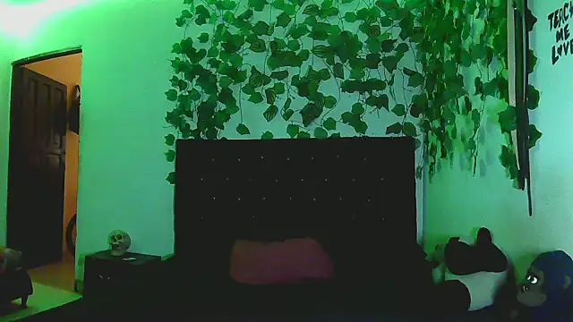 caribbeanlover1 online show from 03-17-26, 02:25