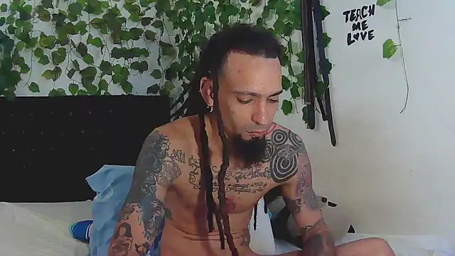 Snapshot of caribbeanlover1 chatting on 09-22-25, 01:28 caribbeanlover1 online show from 09-22-25, 01:28