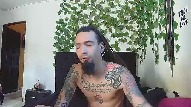 caribbeanlover1 online show from 04-02-26, 01:29