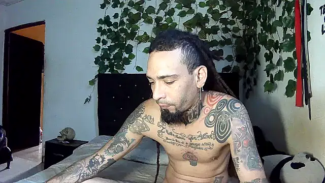 Snapshot of caribbeanlover1 chatting on 08-02-26, 12:58 caribbeanlover1 online show from 08-02-26, 12:58