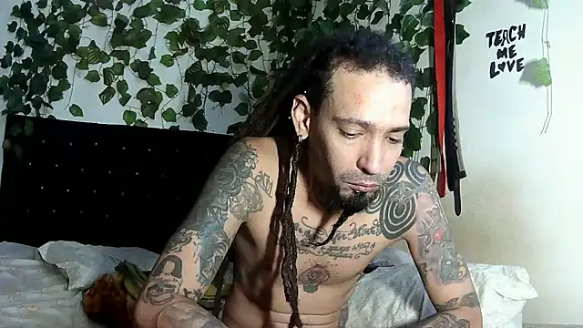 Snapshot of caribbeanlover1 chatting on 07-07-26, 11:58 caribbeanlover1 online show from 07-07-26, 11:58
