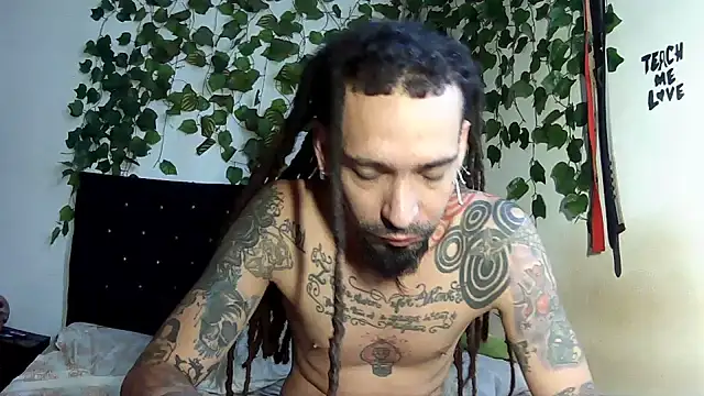 Snapshot of caribbeanlover1 chatting on 07-11-26, 01:55 caribbeanlover1 online show from 07-11-26, 01:55
