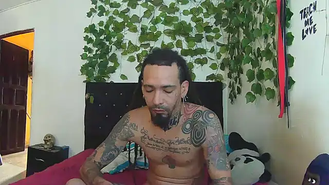 Snapshot of caribbeanlover1 chatting on 05-19-26, 03:19 caribbeanlover1 online show from 05-19-26, 03:19