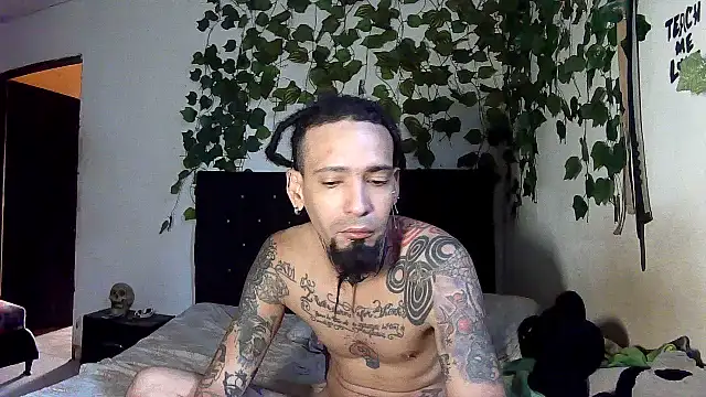 Snapshot of caribbeanlover1 chatting on 07-23-26, 01:19 caribbeanlover1 online show from 07-23-26, 01:19