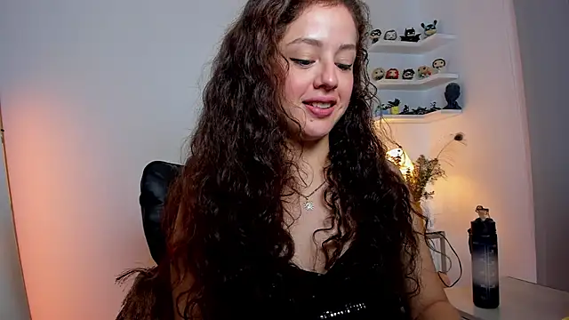 Cassandra Caiin online show from 11-09-25, 01:59