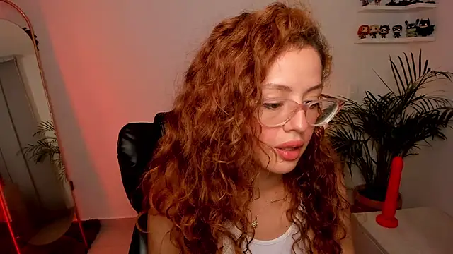 Cassandra Caiin online show from 03-16-25, 02:21