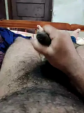 MalluBoyForGirls online show from 03-05-25, 04:24