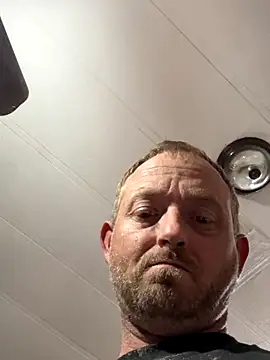 Snapshot of smokeymt420 chatting on 10-29-25, 05:28 smokeymt420 online show from 10-29-25, 05:28