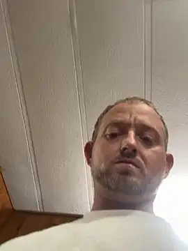 Snapshot of smokeymt420 chatting on 11-04-25, 03:43 smokeymt420 online show from 11-04-25, 03:43