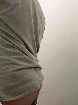 Snapshot of smokeymt420 chatting on 10-13-25, 09:38 smokeymt420 online show from 10-13-25, 09:38