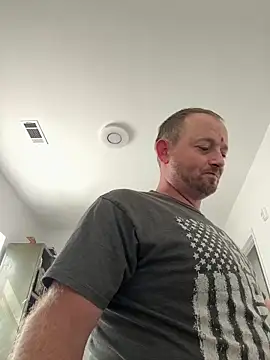 Snapshot of smokeymt420 chatting on 10-05-25, 04:53 smokeymt420 online show from 10-05-25, 04:53