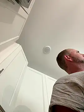 Snapshot of smokeymt420 chatting on 09-21-25, 05:40 smokeymt420 online show from 09-21-25, 05:40