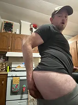 Snapshot of smokeymt420 chatting on 11-10-25, 08:03 smokeymt420 online show from 11-10-25, 08:03