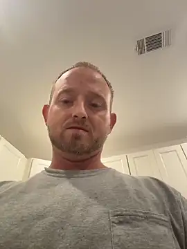 Snapshot of smokeymt420 chatting on 10-02-25, 04:16 smokeymt420 online show from 10-02-25, 04:16