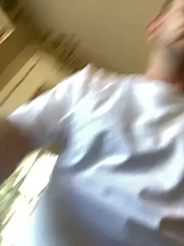 Snapshot of smokeymt420 chatting on 01-09-25, 05:43 smokeymt420 online show from 01-09-25, 05:43