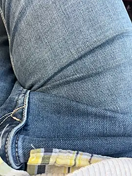 Snapshot of bigshow112 chatting on 12-05-24, 06:37 bigshow112 online show from 12-05-24, 06:37