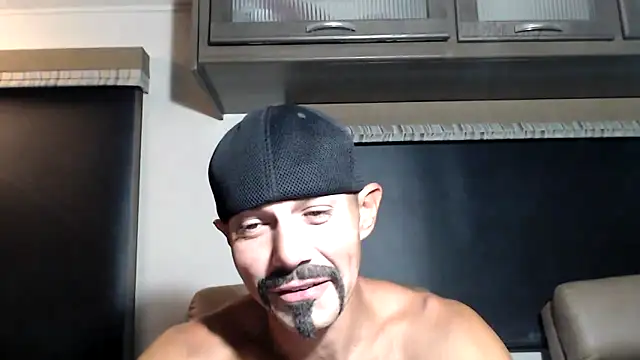 Snapshot of ThickD2C chatting on 04-23-26, 05:36 ThickD2C online show from 04-23-26, 05:36
