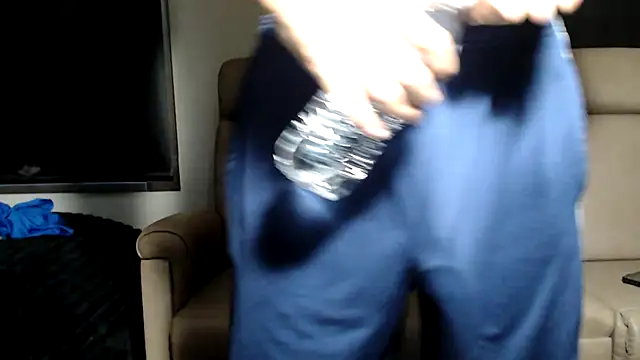 Snapshot of ThickD2C chatting on 05-31-26, 06:02 ThickD2C online show from 05-31-26, 06:02