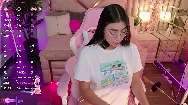 shanon- online show from 10-13-25, 06:31