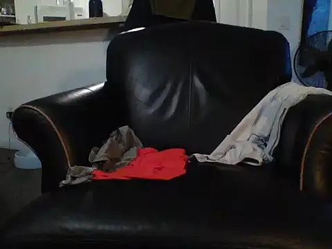Snapshot of Yankeedave420 chatting on 02-22-25, 05:46 Yankeedave420 online show from 02-22-25, 05:46