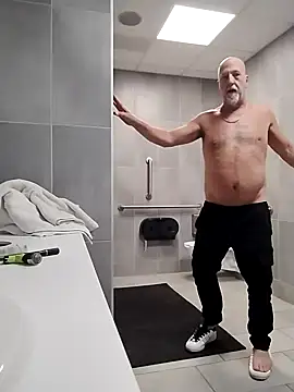 Yankeedave420 online show from 02-01-26, 08:12