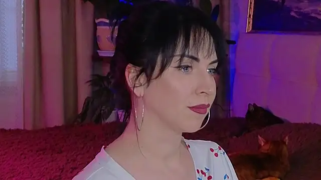 Snapshot of lily_conor chatting on 11-27-25, 08:15 lily conor online show from 11-27-25, 08:15